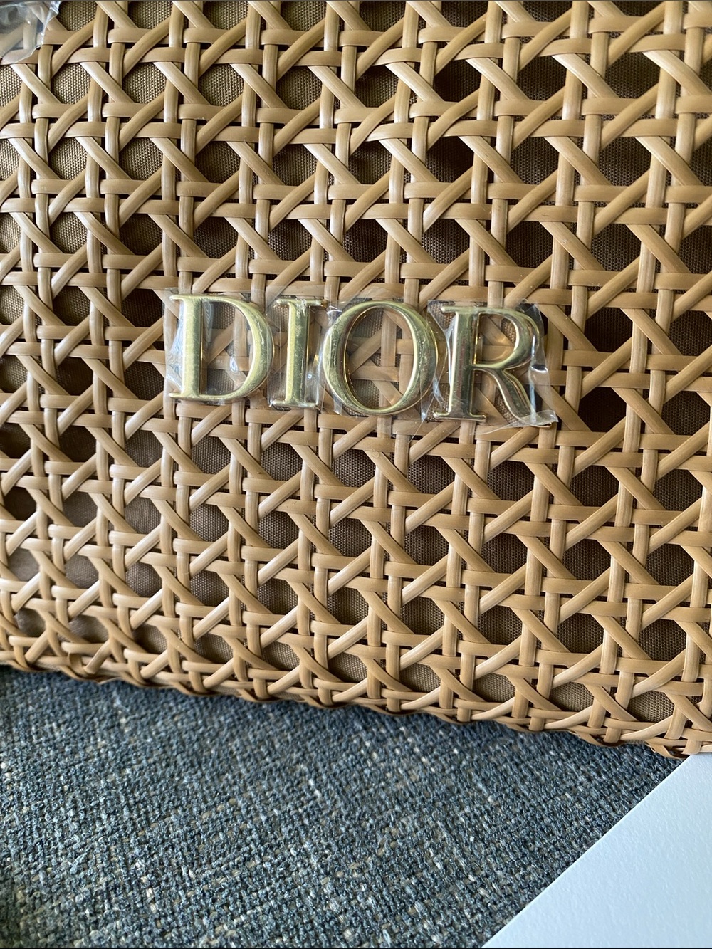 Dior Limited Edition Summer Pouch - Picture 5 of 10